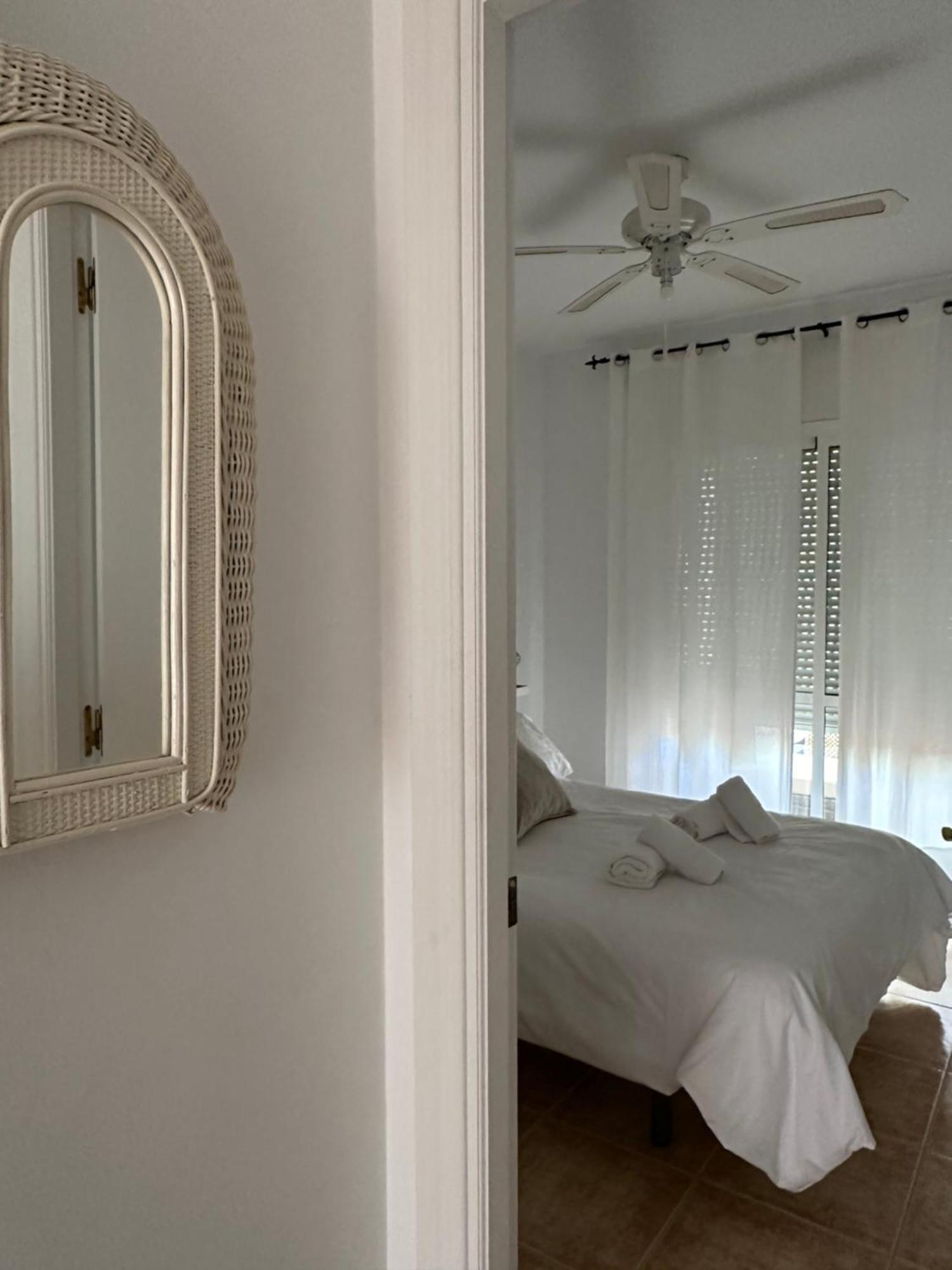 Apartamento Tiyoweh Nerja Exterior foto